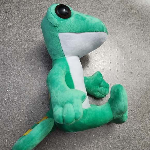 Cute Stuffed Animal Gecko - Picture 9 of 9